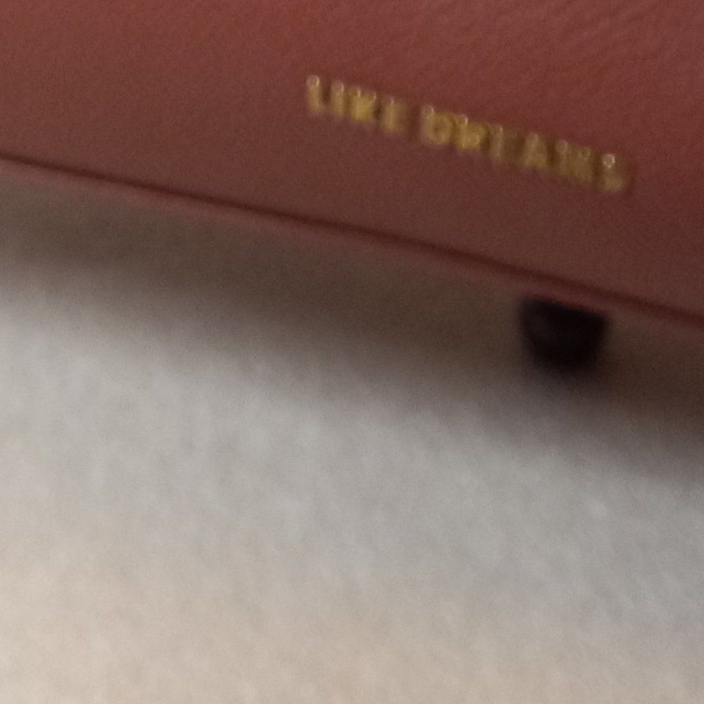 Like Dreams Handbag  - Picture 2 of 9